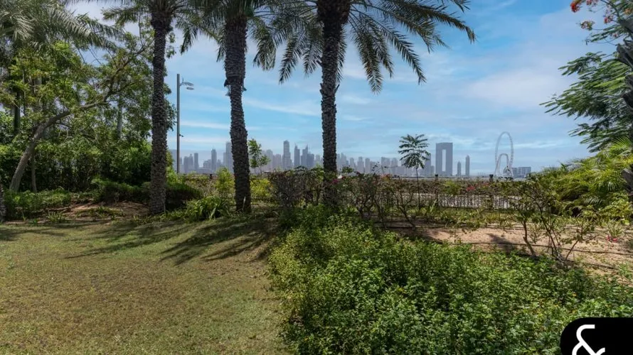 Villa de 5 chambres à The Crescent, UAE No. 1312