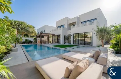 Villa de 4 chambres à Meadows, UAE No. 1607