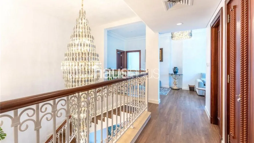 Villa de 5 chambres à Dubai Sports City, UAE No. 789 № 14