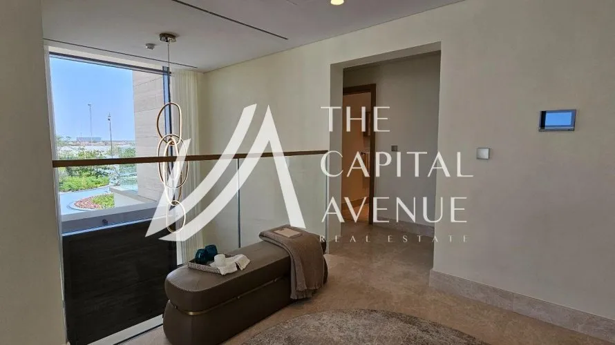 Villa de 7 chambres à Abu Dhabi, UAE No. 1504 № 1