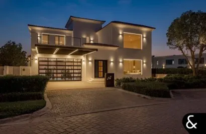 Villa de 5 chambres à Jumeirah Golf Estates, UAE No. 1370