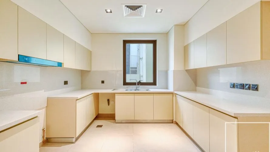 Villa de 6 chambres à Golf Place, UAE No. 1457 № 1