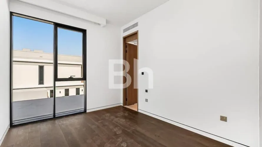 Villa de 5 chambres à Tilal Al Ghaf, UAE No. 971 № 10