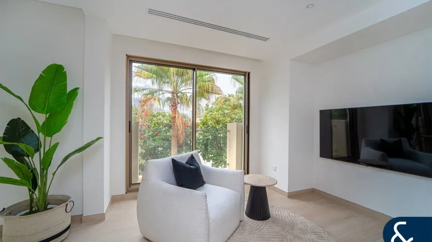 Villa de 5 chambres à Victory Heights, UAE No. 1368 № 11