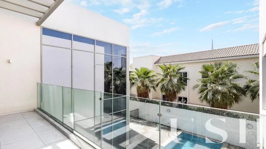 Villa de 5 chambres à District One, UAE No. 746 № 9