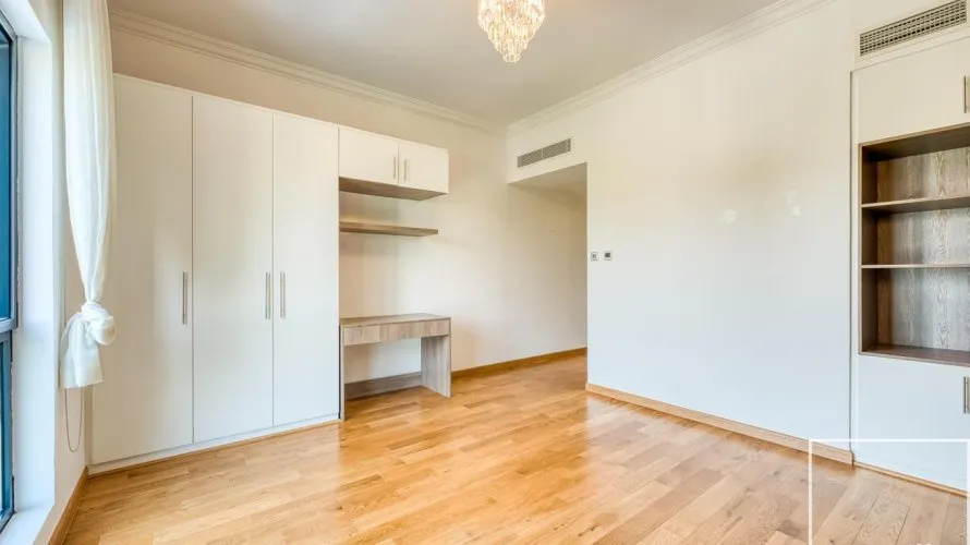 Villa de 4 chambres à Jumeirah Islands, UAE No. 1479 № 10