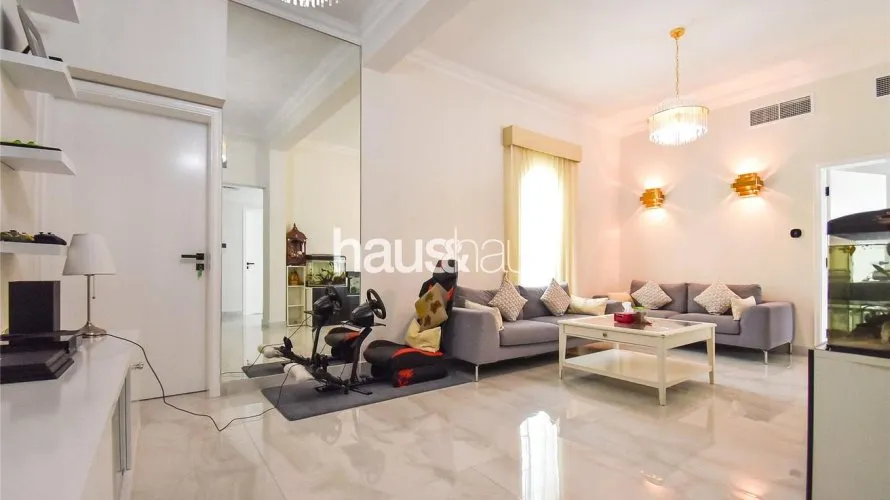 Villa de 4 chambres à Jumeirah Islands, UAE No. 783 № 4