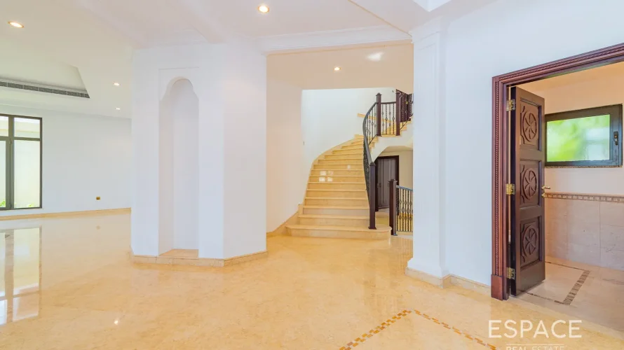 Villa de 6 chambres à Palm Jumeirah, UAE No. 1043 № 8