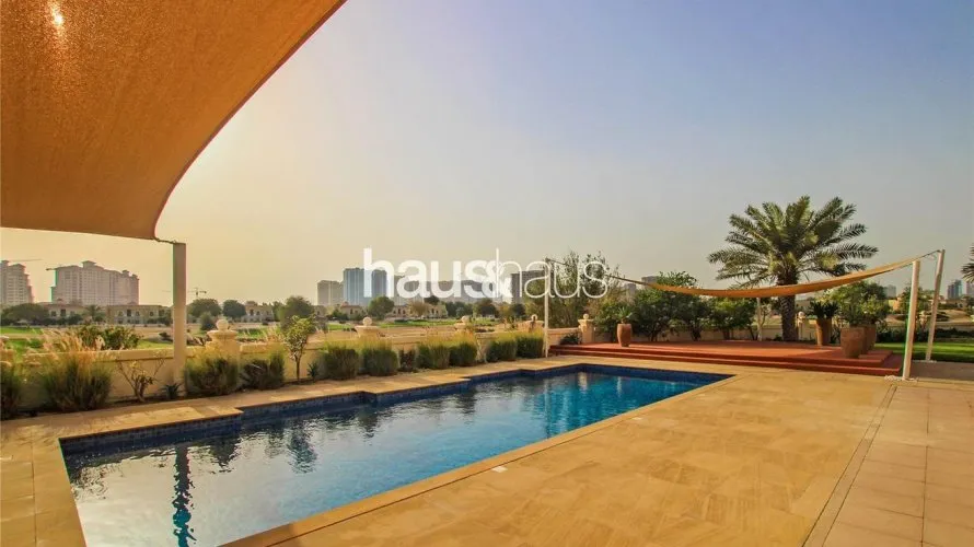 Villa de 6 chambres à Dubai Sports City, UAE No. 782 № 10