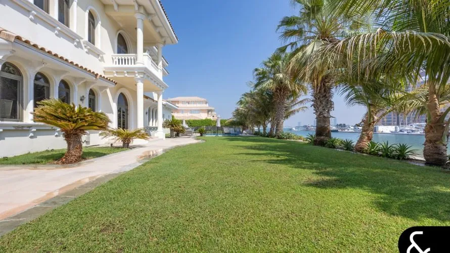 Villa de 6 chambres à Signature Villas, UAE No. 1303 № 3