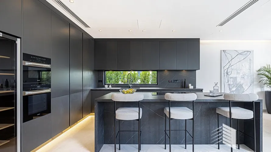 Villa de 4 chambres à Jumeirah Islands, UAE No. 323 № 12