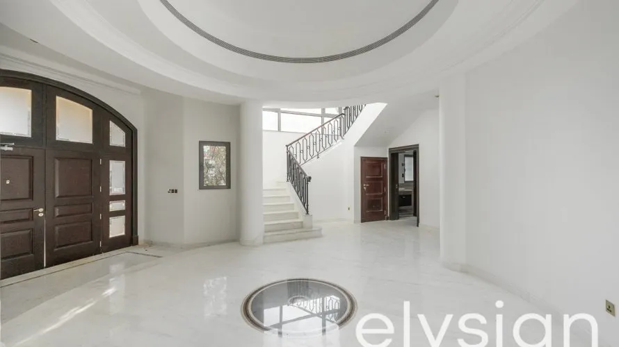 Villa de 5 chambres à Signature Villas, UAE No. 642 № 7