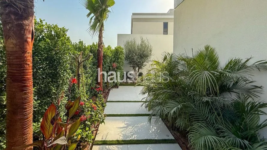 Villa de 5 chambres à Harmony, UAE No. 788 № 12