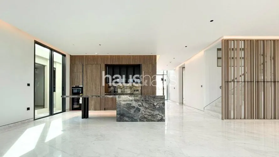 Villa de 5 chambres à Harmony, UAE No. 788 № 1