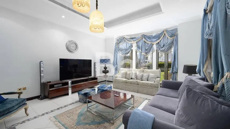 Villa de 4 chambres à Palm Jumeirah, UAE No. 970 № 22