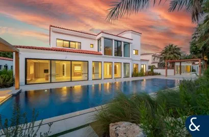 Villa de 6 chambres à Green Community West, UAE No. 1619