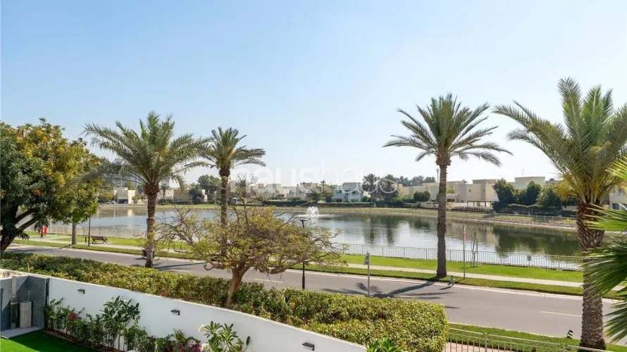 Villa de 6 chambres à Meadows, UAE No. 763 № 19