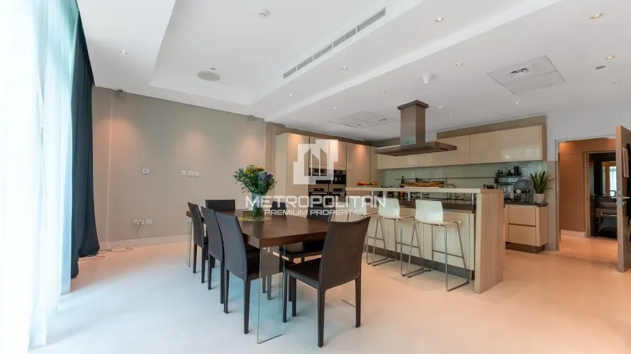 Villa de 4 chambres à Dubai Marina, UAE No. 666 № 11