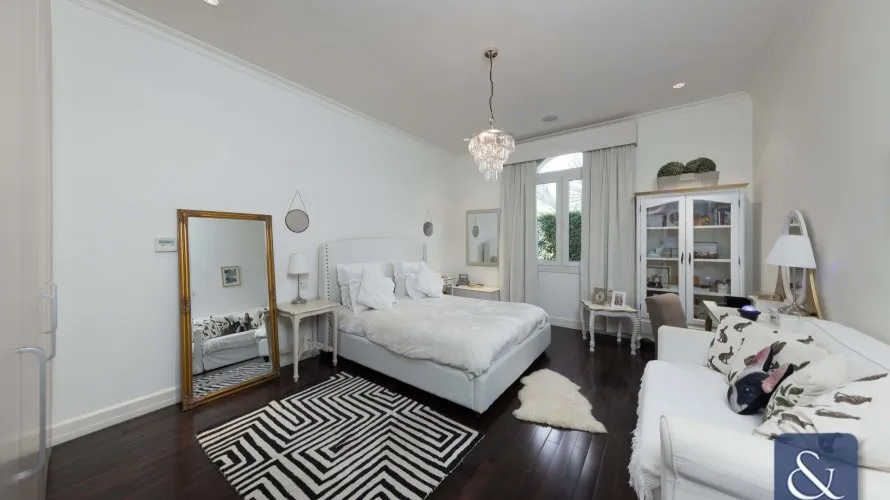 Villa de 4 chambres à Sienna Lakes, UAE No. 1325 № 11