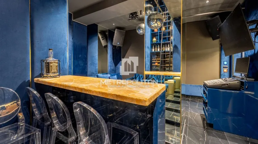 Villa de 7 chambres à XXII Carat, UAE No. 1239 № 11