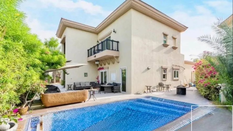 Villa de 4 chambres à Jumeirah Islands, UAE No. 1448 № 9