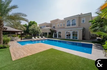 Villa de 6 chambres à Arabian Ranches, UAE No. 1323