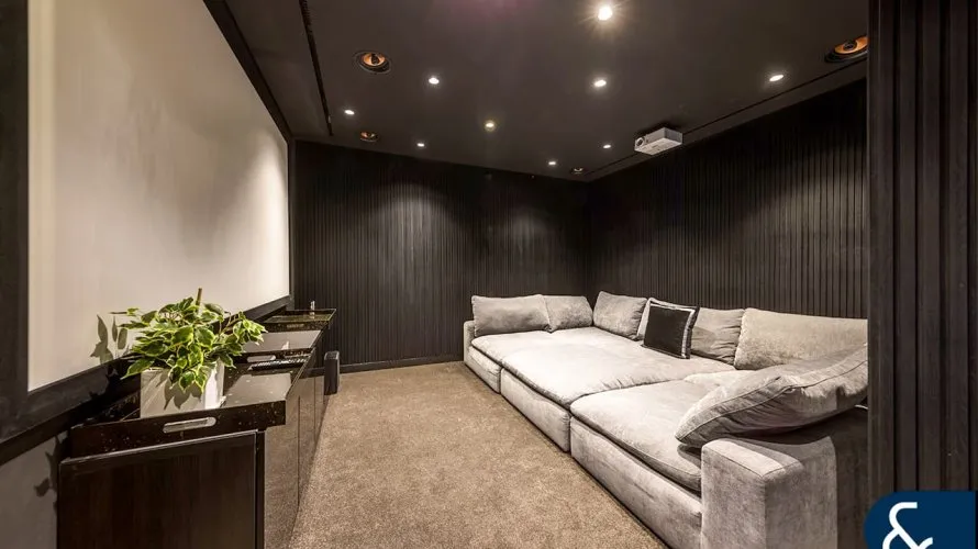 Villa de 5 chambres à Earth, UAE No. 1327 № 7