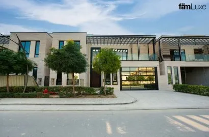 Villa de 5 chambres à Dubai, UAE No. 1526