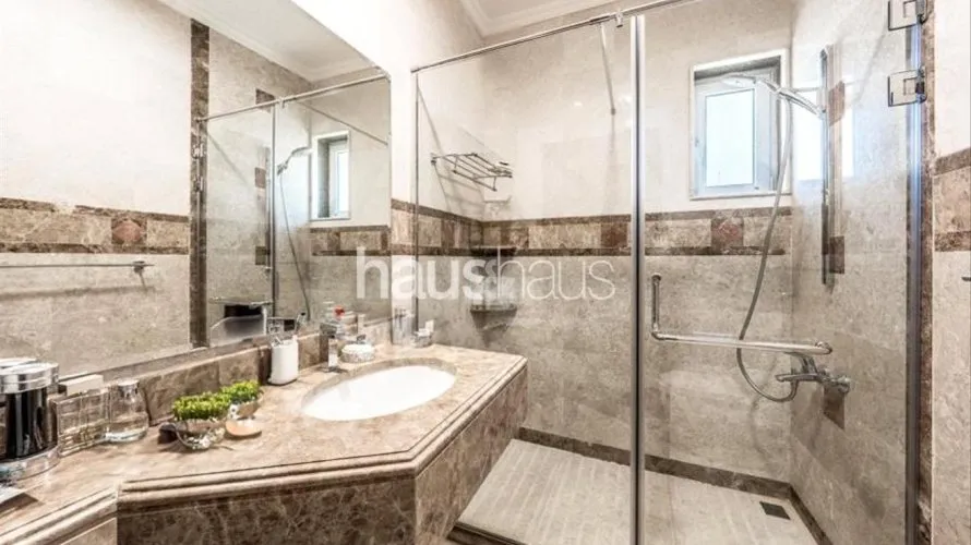 Villa de 7 chambres à Al Khawaneej, UAE No. 825 № 12