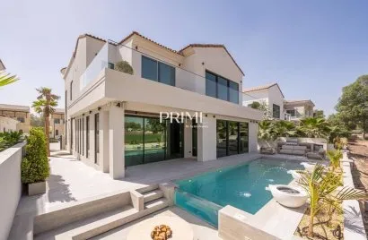 Villa de 5 chambres à Jumeirah Golf Estates, UAE No. 968
