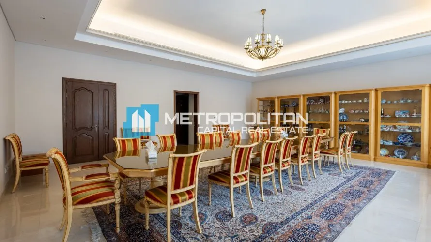 Villa de 7 chambres à Khalifa City, UAE No. 1341 № 10