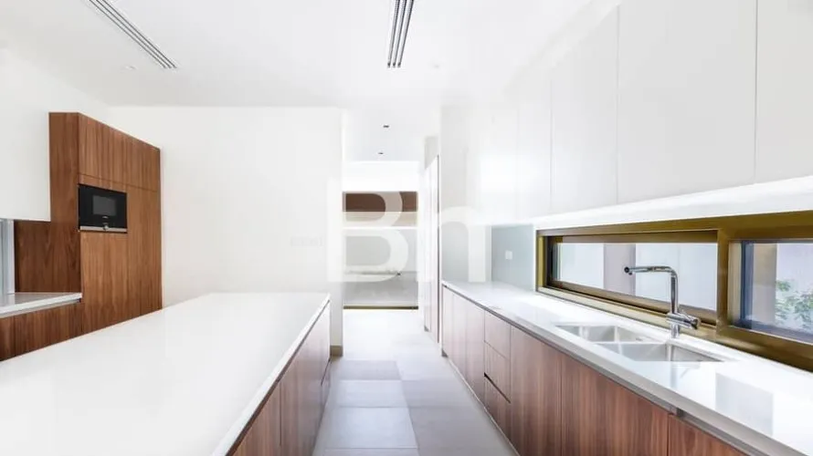 Villa de 5 chambres à Abu Dhabi, UAE No. 952 № 6