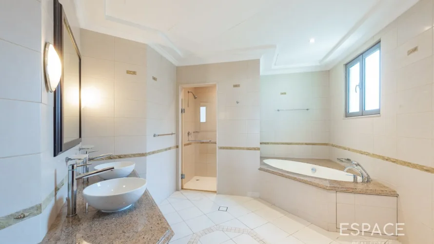 Villa de 4 chambres à Palm Jumeirah, UAE No. 1187 № 8