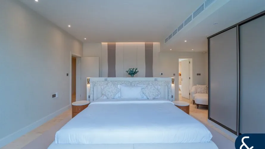 Villa de 5 chambres à Victory Heights, UAE No. 1315 № 10