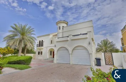 Villa de 5 chambres à The Villa, UAE No. 1314