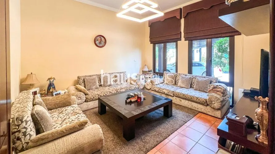 Villa de 6 chambres à The Villa, UAE No. 766 № 3