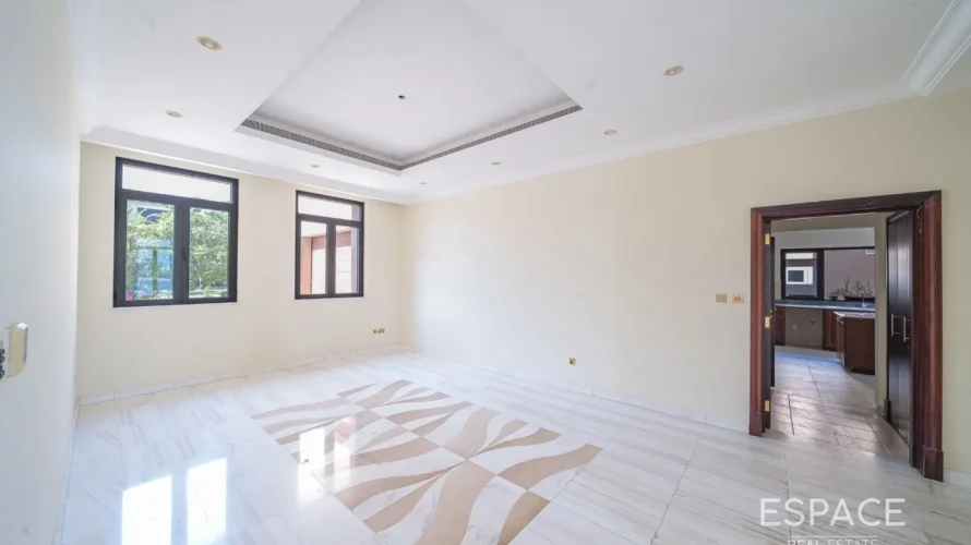 Villa de 6 chambres à Palm Jumeirah, UAE No. 1044