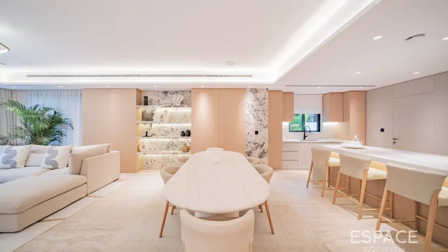 Villa de 5 chambres à Meadows 1, UAE No. 1407 № 2