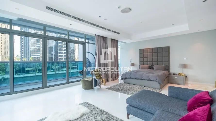 Villa de 4 chambres à Dubai Marina, UAE No. 666 № 15
