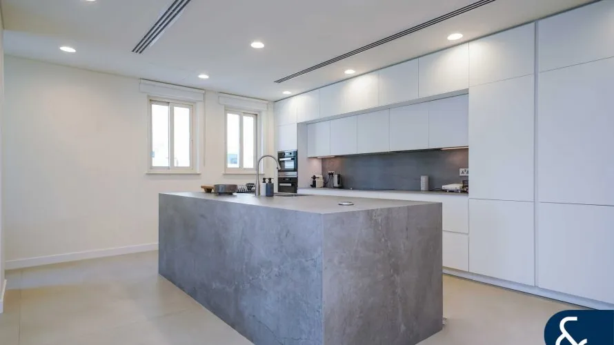 Villa de 5 chambres à Victory Heights, UAE No. 1322 № 2