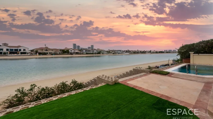 Villa de 4 chambres à Palm Jumeirah, UAE No. 1019 № 13