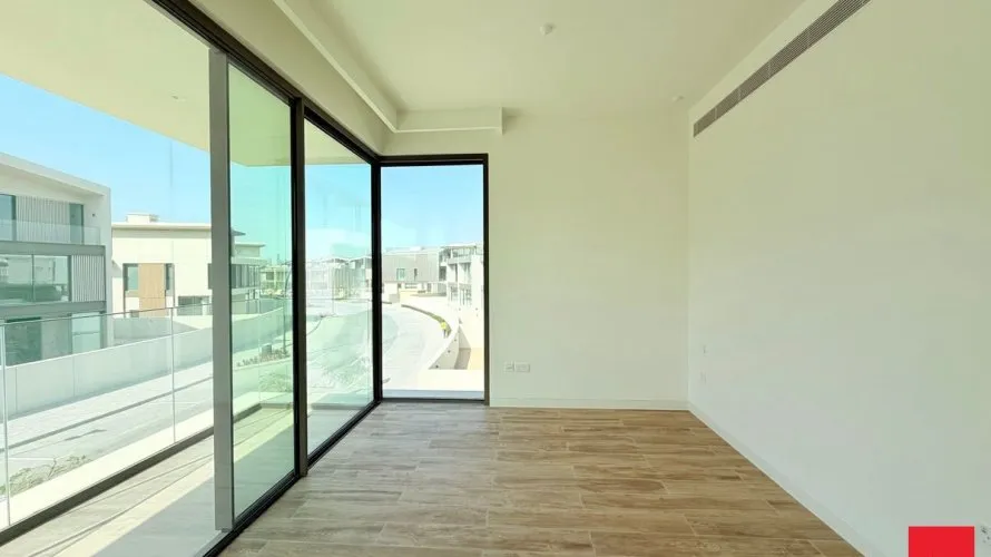 Villa de 4 chambres à Dubai, UAE No. 702 № 24