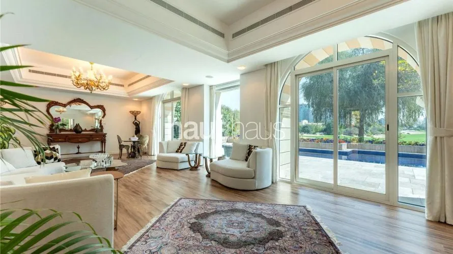 Villa de 5 chambres à Dubai Sports City, UAE No. 789 № 12