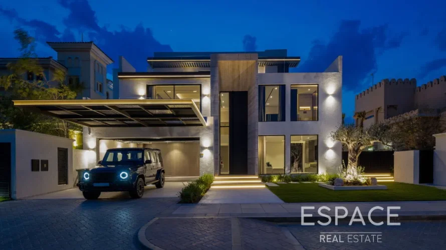 Villa de 6 chambres à Palm Jumeirah, UAE No. 1056