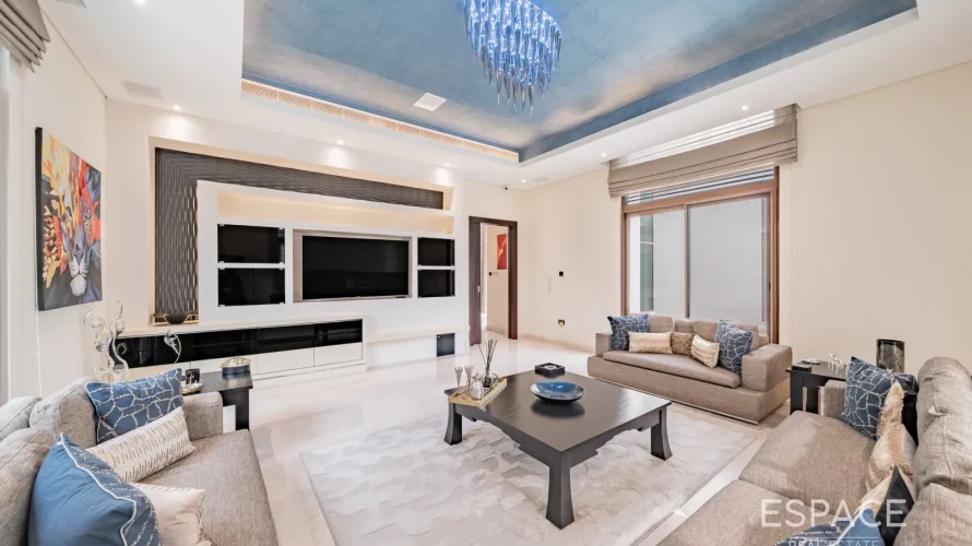 Villa de 5 chambres à Meydan Gated Community, UAE No. 1039 № 2