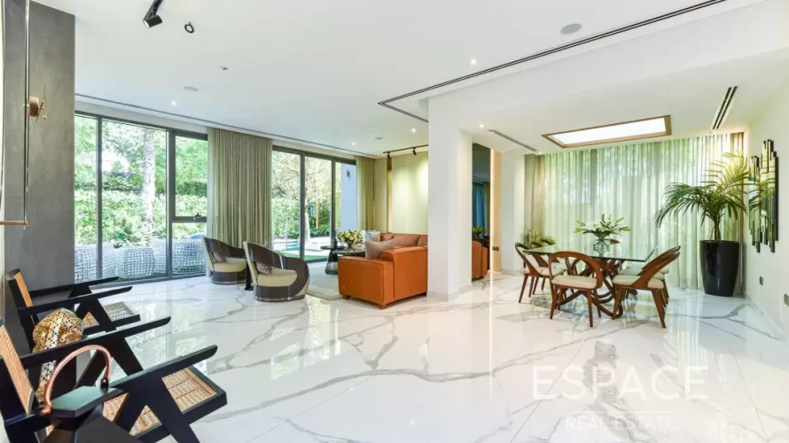 Villa de 4 chambres à Dubai Hills Estate, UAE No. 1040