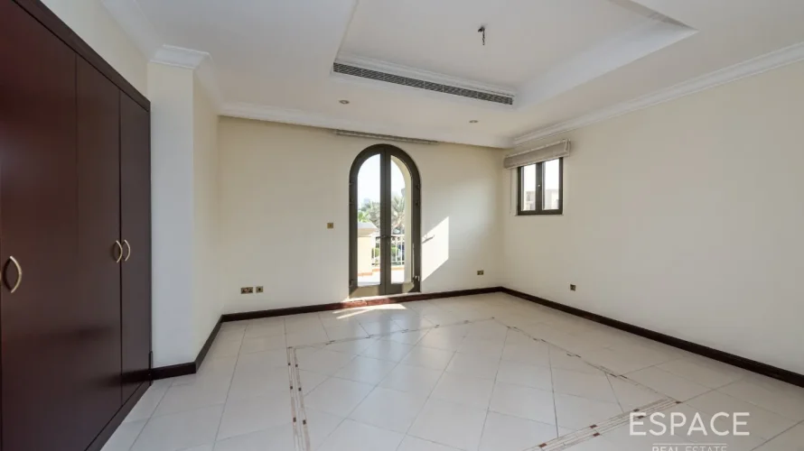 Villa de 4 chambres à Palm Jumeirah, UAE No. 1037 № 6