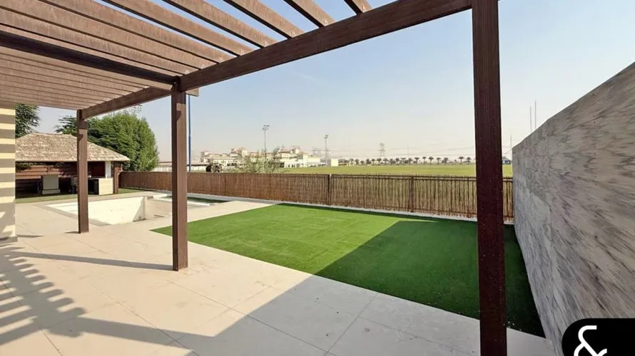 Villa de 6 chambres à Dubai Land, UAE No. 1606 № 4