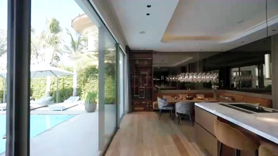 Villa de 5 chambres à Palm Jumeirah, UAE No. 145 № 1