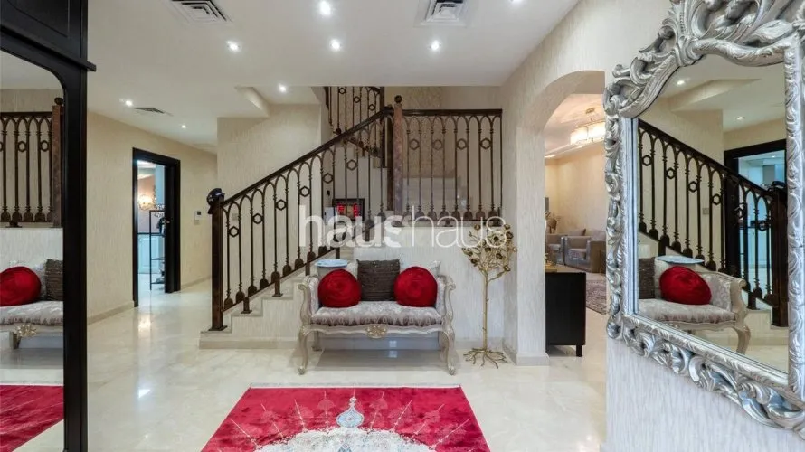 Villa de 6 chambres à Meadows, UAE No. 795 № 2